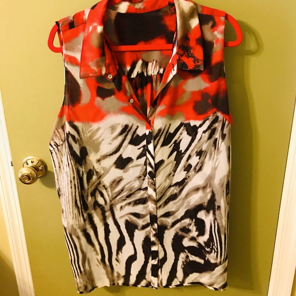 Sleeveless Blouse
